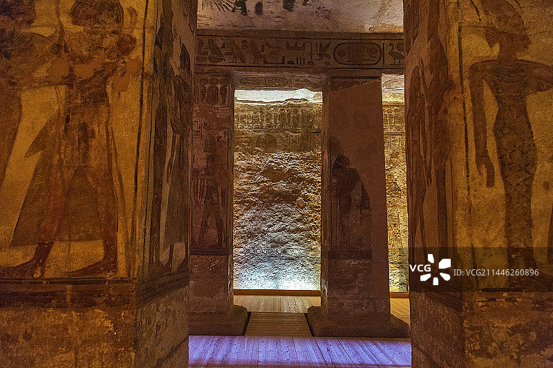 阿布辛贝·勒神庙的壁画图片素材