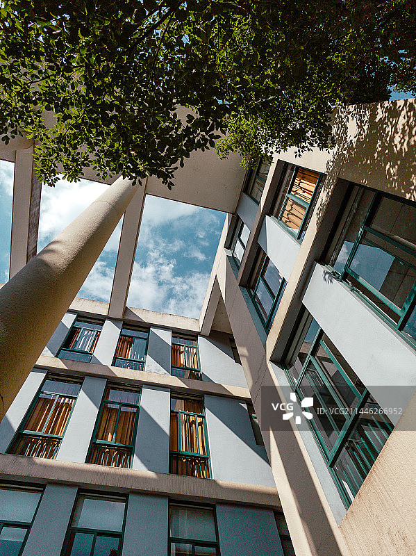 宁波诺丁汉大学校园秋日摄影图片素材