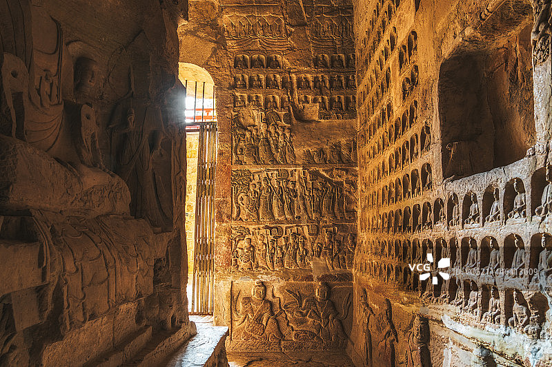 国宝单位，河南省郑州市（巩县石窟）巩义石窟寺，室内佛像与壁画图片素材