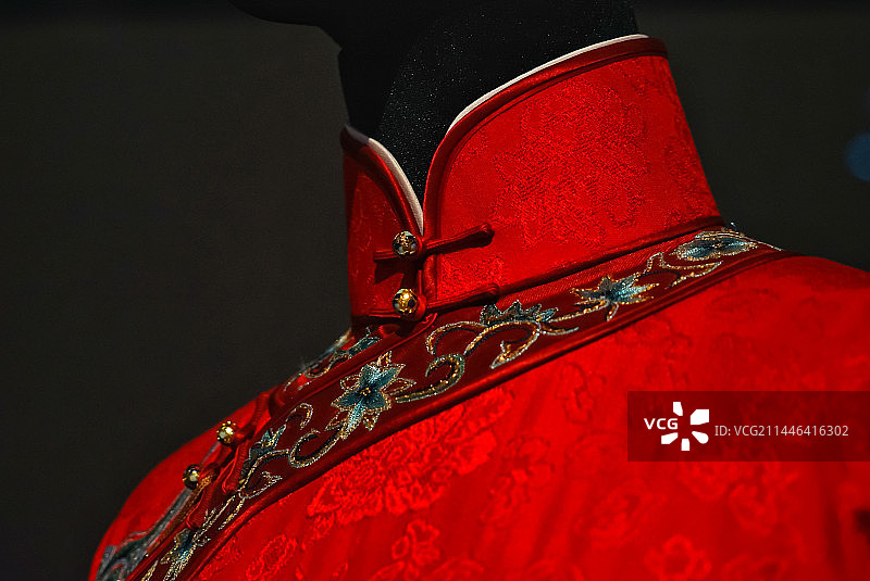 红色旗袍盘扣图片素材