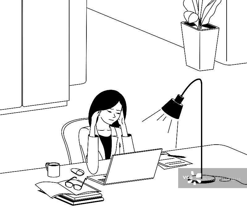 一个长发女人面对笔记本电脑闭眼皱眉头痛般苦恼地坐在办公桌前黑白矢量插画图片素材