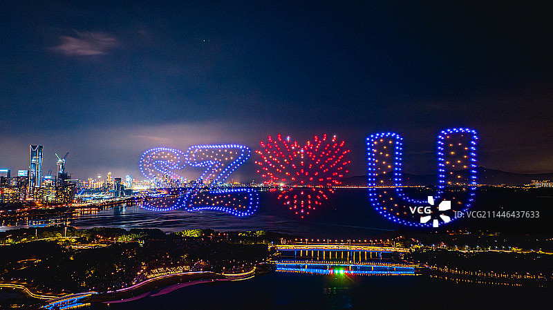 深圳人才公园无人机表演深圳爱你图片素材