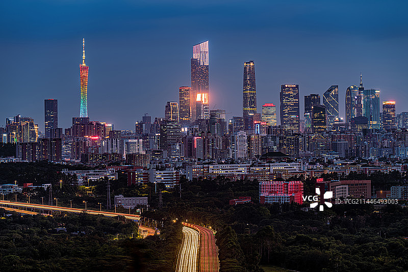 入城的路图片素材