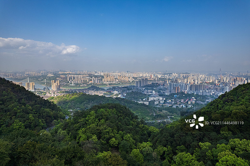 重庆歌乐山森林公园与城市风光图片素材