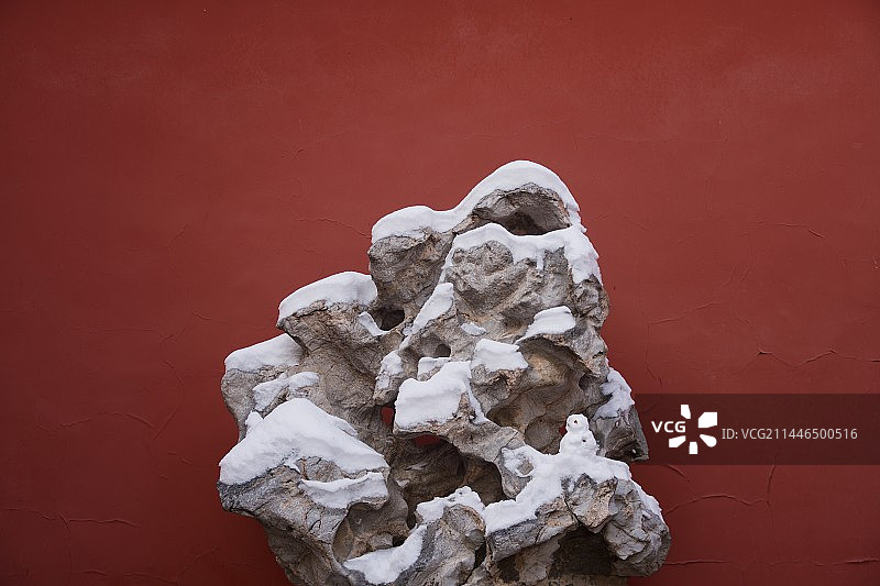 故宫 假山 小雪人图片素材