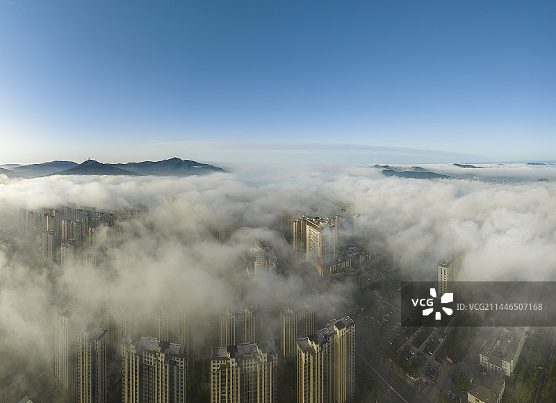 航拍襄阳城市风光云海风景图片素材