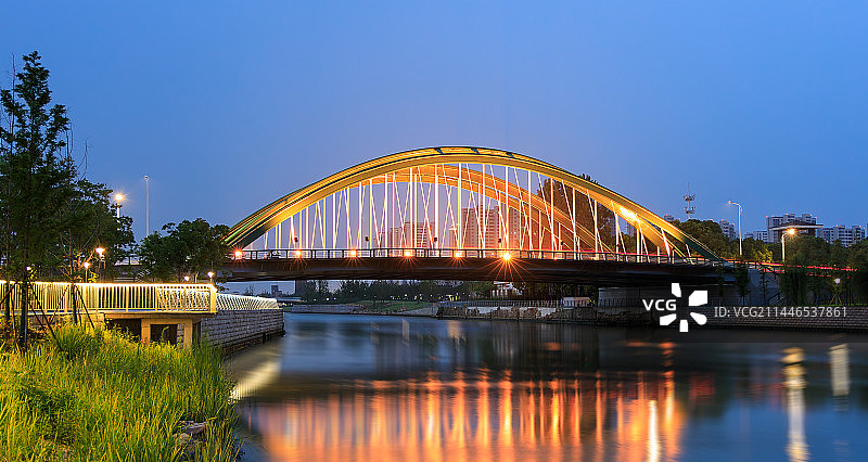 江阴桥梁蓝调时刻图片素材