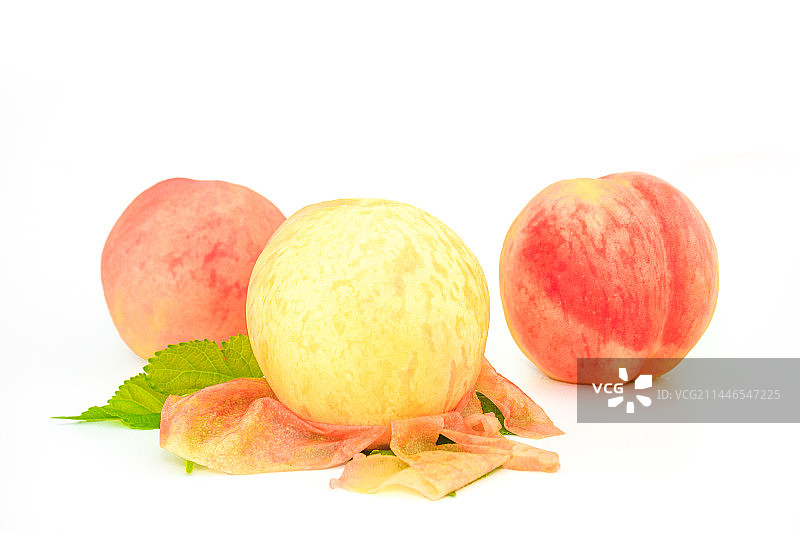 阳山水蜜桃白色背景图片素材