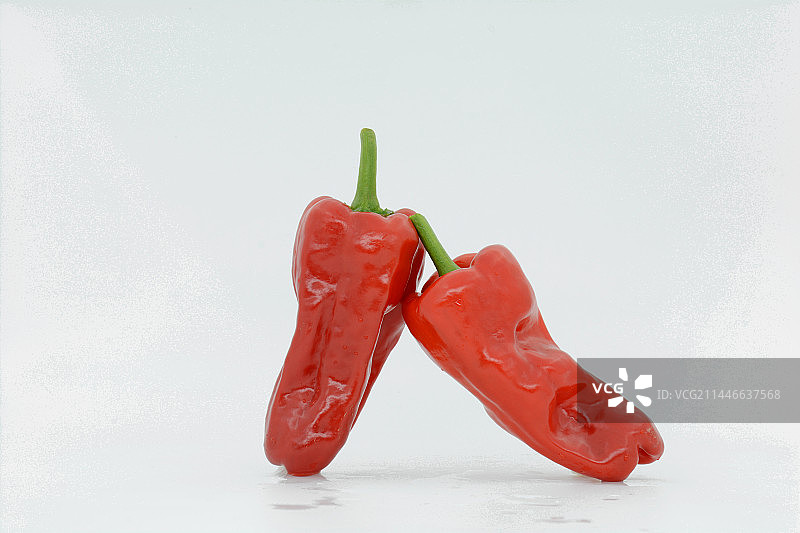 红辣椒白色背景图片素材