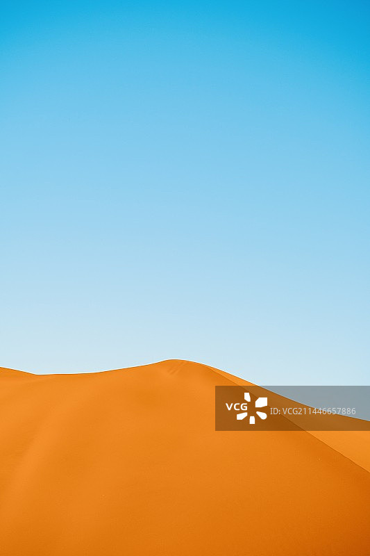 蓝天沙漠图片素材