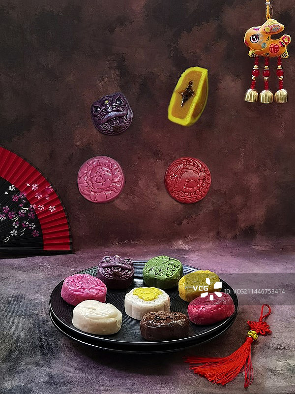 静物摄影丨流心月饼图片素材