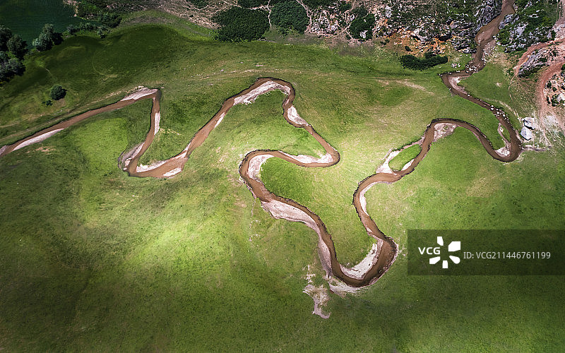 甘肃定西市岷县狼渡湿地及扎角草原风光图片素材