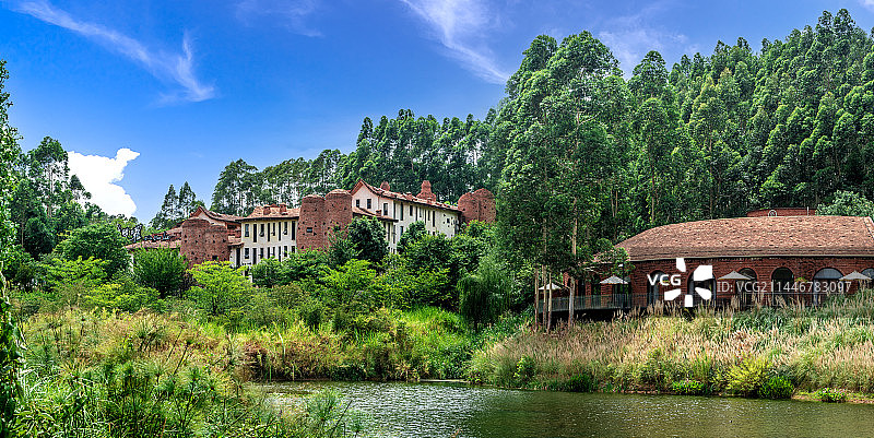 云南省弥勒市东方韵酒文化主体公园图片素材