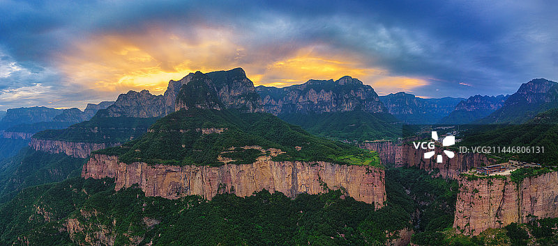 太行避暑胜地锡崖沟图片素材
