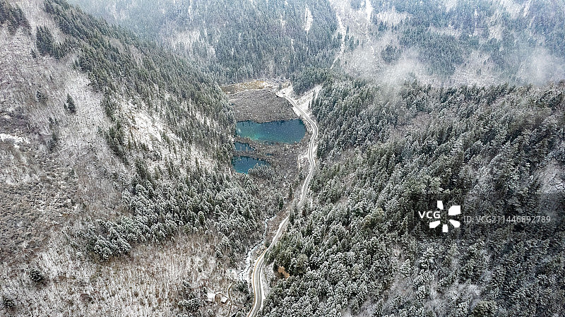 四川省阿坝藏族羌族自治州九寨沟县九寨沟风景区图片素材