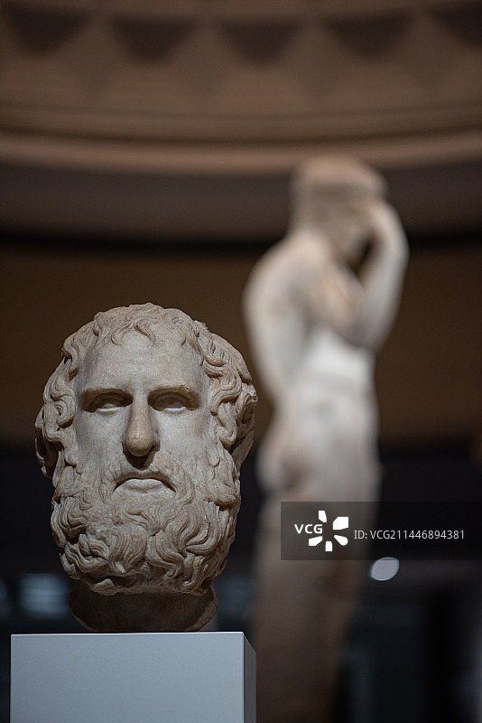 苏州博物馆西馆古希腊人特展中的展品-束发带的运动员雕像图片素材