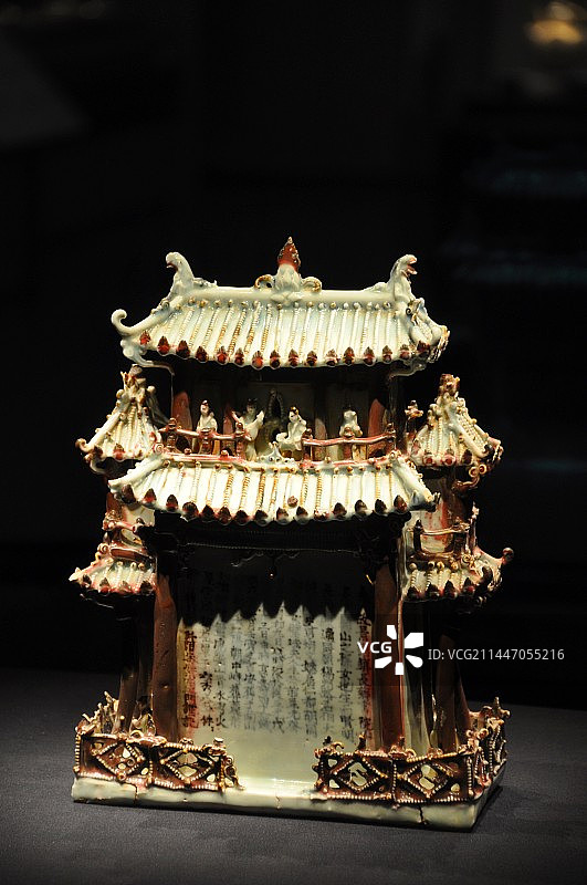 江西省博物馆 元代青花釉里红楼阁式瓷谷仓图片素材