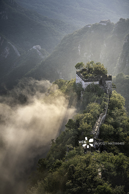 雨后箭扣长城图片素材