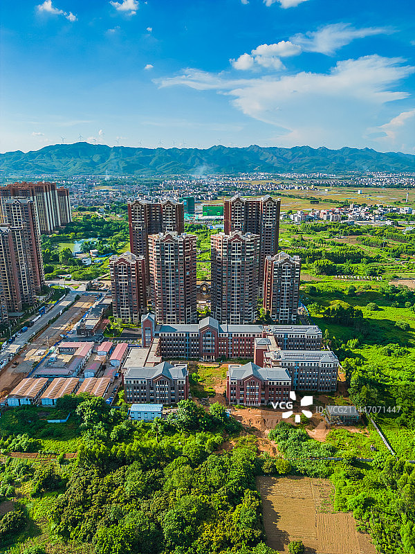广西贵港布山大道周边房地产图片素材
