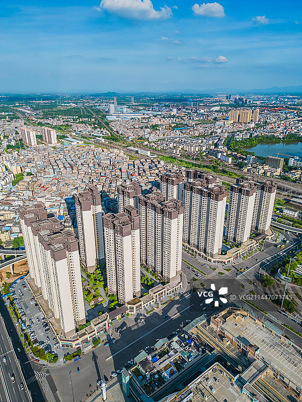广西贵港的金港大道及周边图片素材