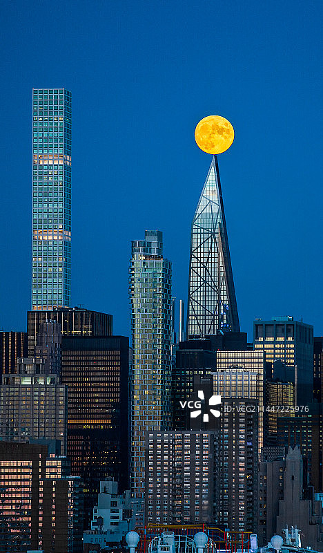 纽约城市天际线夜景-中秋图片素材