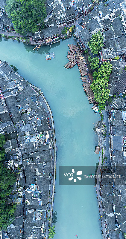 凤凰瓦房图片素材