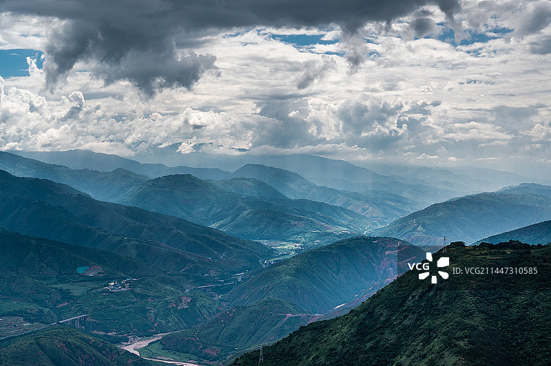 云南省红河州哀牢山风光图片素材