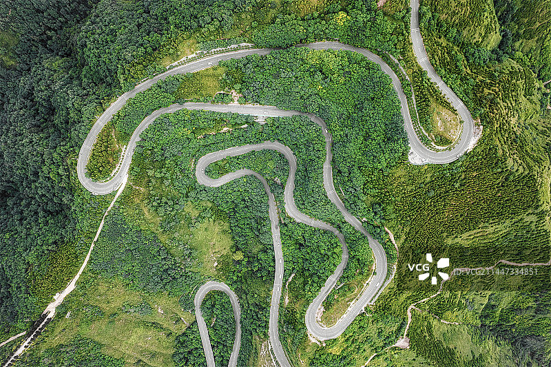 骊山环山路图片素材