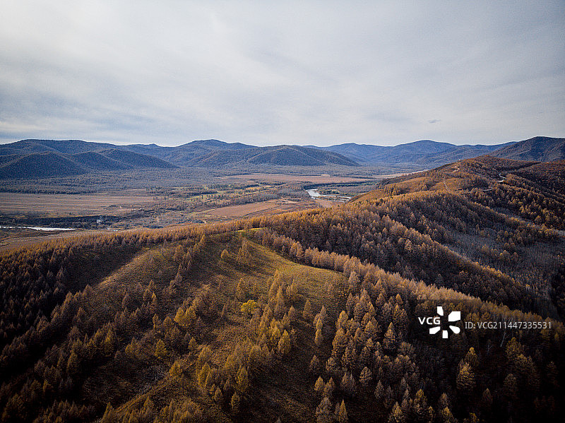 中国内蒙古阿尔山的秋天的航拍风光图片素材