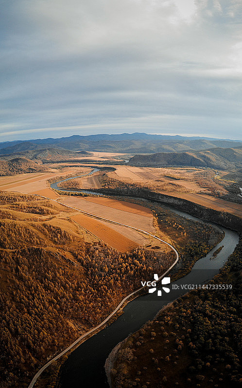 中国内蒙古阿尔山的秋天的航拍风光图片素材