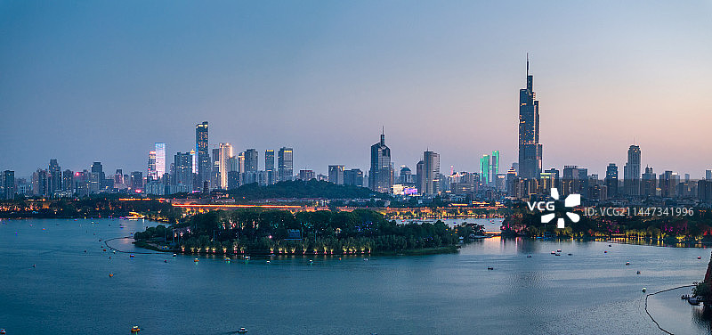 南京玄武湖城市夜景图片素材
