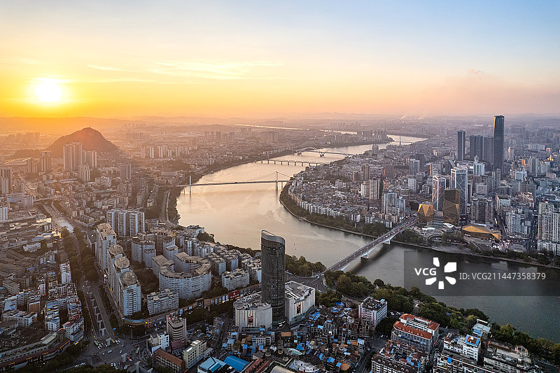 广西柳州城市风光全景柳江图片素材