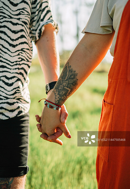 西班牙的温暖春日人像图片素材