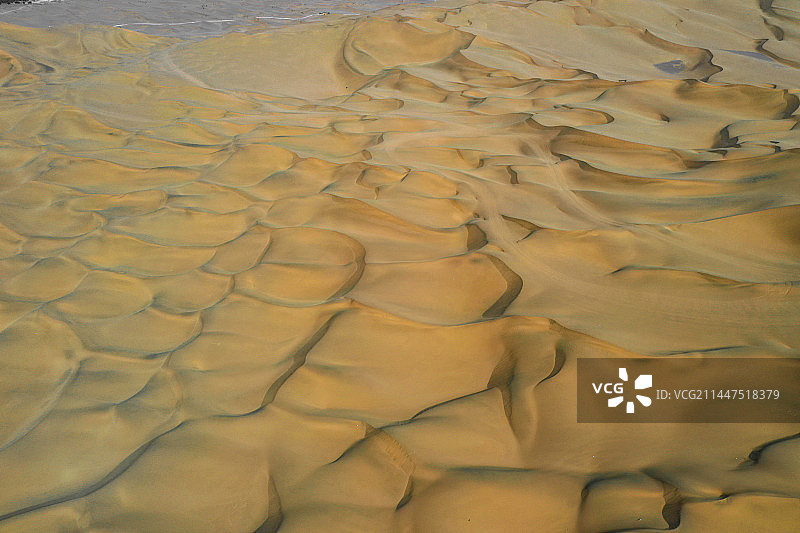 航拍新疆吐鲁番库木塔格沙漠图片素材