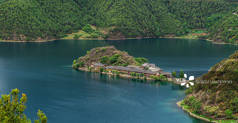 云南泸沽湖里格半岛图片素材