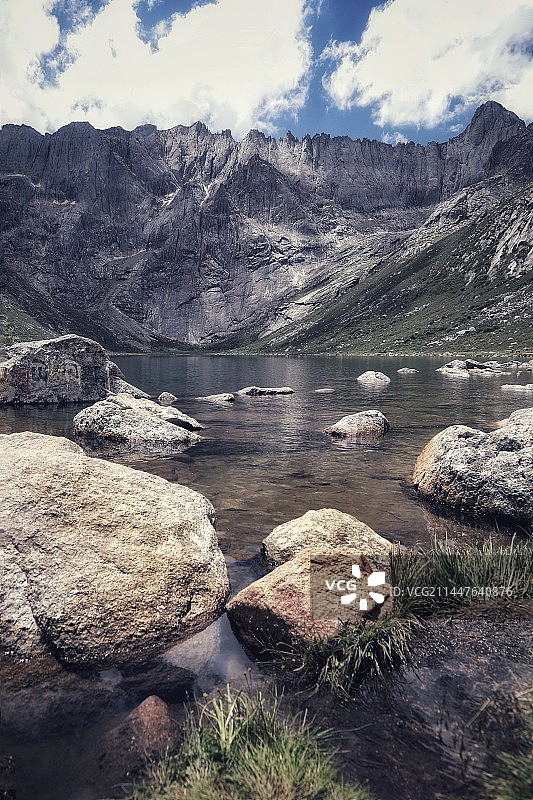 阿坝县年宝叶则  扎尕尔措图片素材