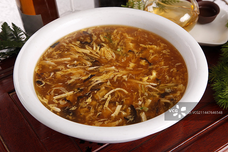 广东粤菜美食酸辣汤图片素材