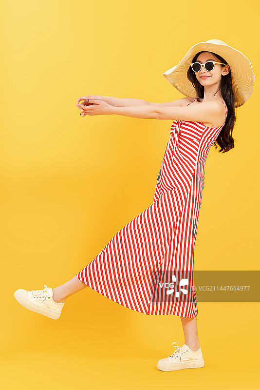 夏日美女图片素材