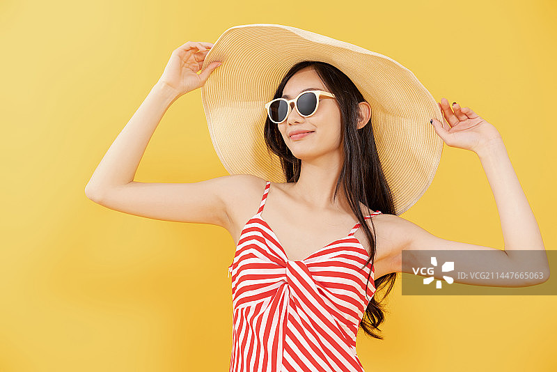 夏日美女图片素材