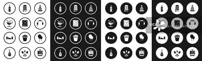 成堆的葡萄酒杯、金字塔和黑胶唱片图片素材
