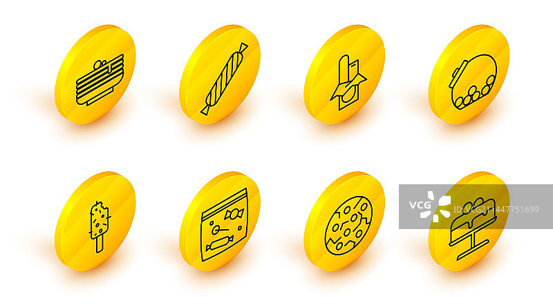 盘子里的蛋糕、饼干和糖果图片素材