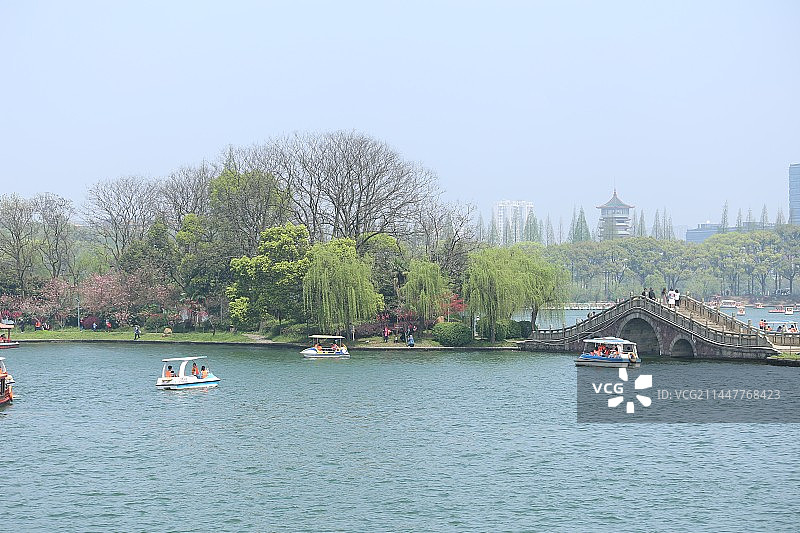 长沙烈士公园年嘉湖游船图片素材