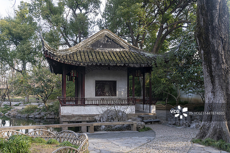 苏州拙政园芙蓉榭图片素材