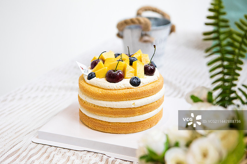 香甜可口的蛋糕图片素材