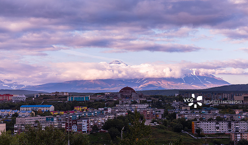 远东俄罗斯堪察加的Avacha火山日落图片素材