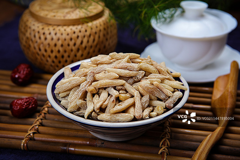 养阴生津的麦冬图片素材