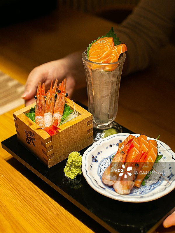 三文鱼刺身日本料理图片素材