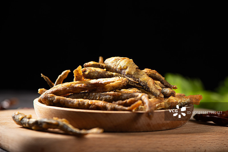 美食油炸小黄鱼图片素材