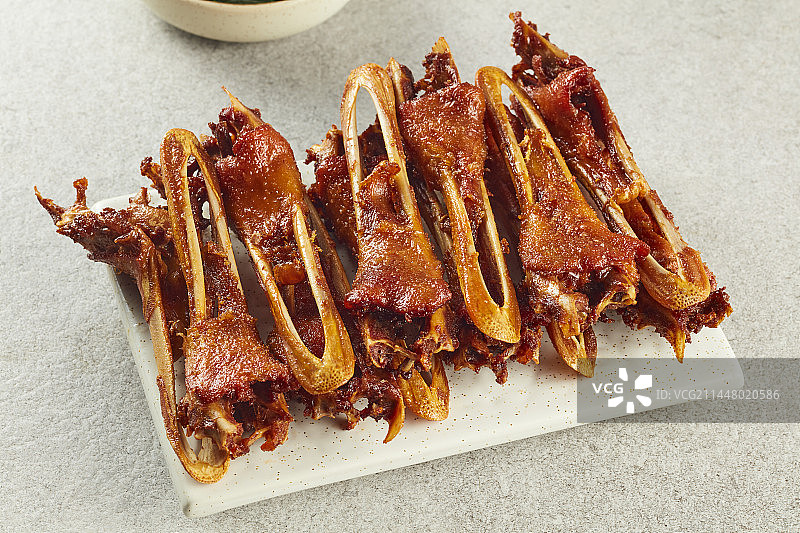 椒盐鸭下巴图片素材