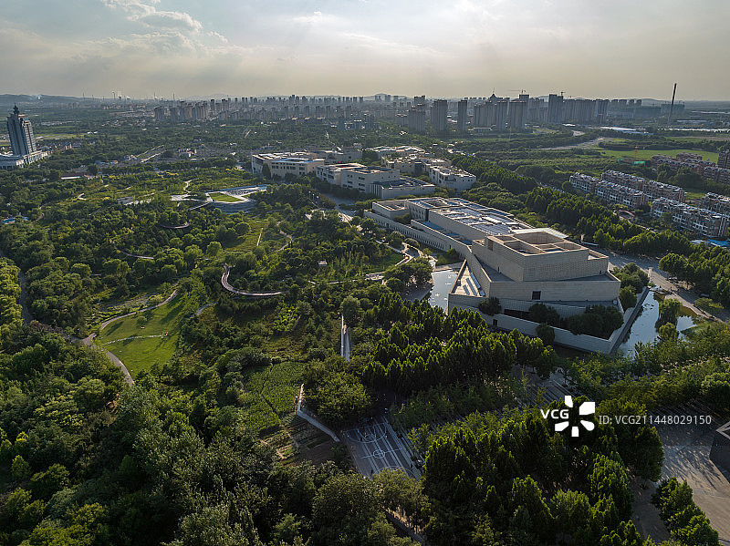 中国山东淄博临淄区齐都文化城城市天际线航拍图片素材